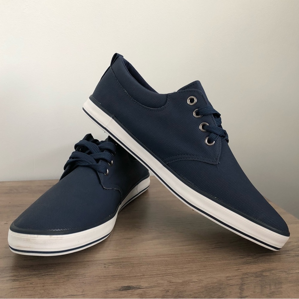 ARider Cross Navy Sneakers